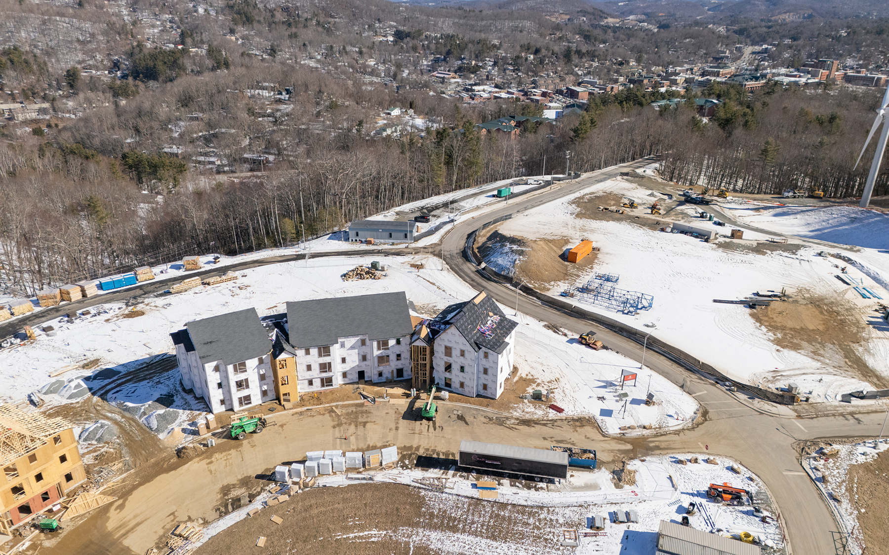 An aerial view of the faculty and staff housing facilities under construction