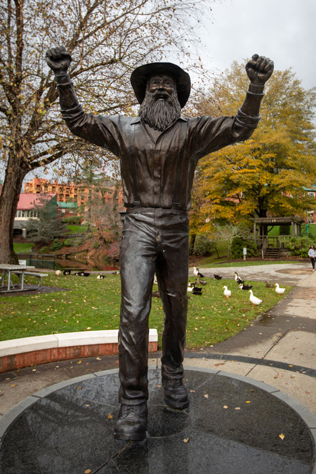 Mobile Background: Yosef